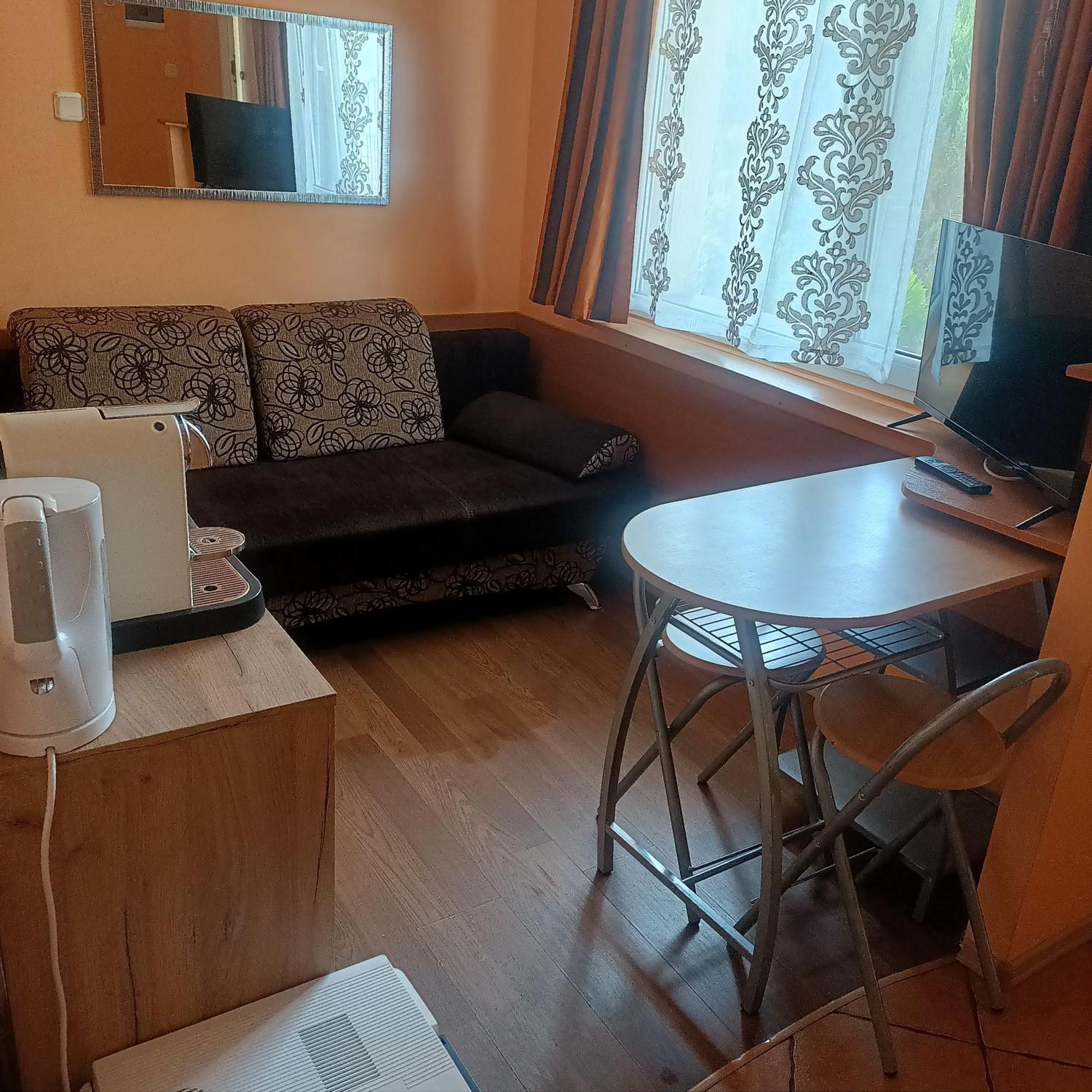 "Vanilla" Pokoje I Apartamenty Nad Brzegiem Jeziora Okuninka Exterior photo